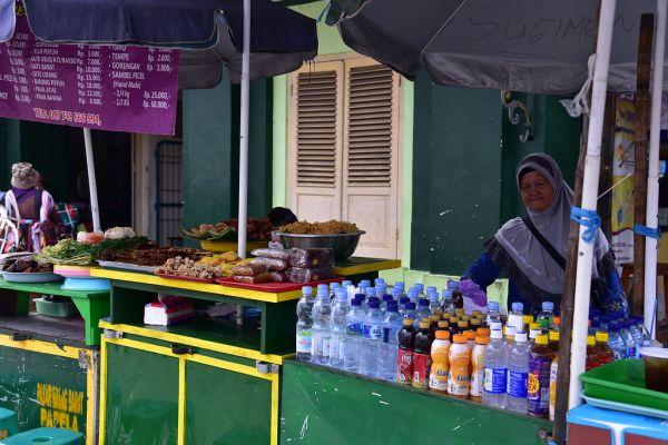 Suasana Tahu Gejrot Kanoman