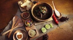 Sarapan Rawon dan Teh Poci di Tegal: Rute Pagi 4 Jam dari Pasar ke Warung Legendaris