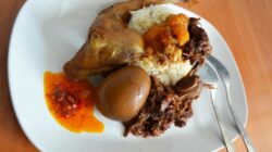 Panduan Menikmati Gudeg Yogyakarta: Pilih Lauk, Waktu Datang, dan Rute Jalan Kaki yang Nyaman