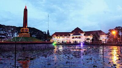 Ilustrasi Batu Malang - sumber Wikimedia Commons