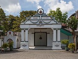 Wisata Malam Yogyakarta: 7 Area Jalan Kaki yang Aman untuk Pengunjung Baru